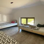 Stone House Skalny W Struznicy Vakantiehuis *